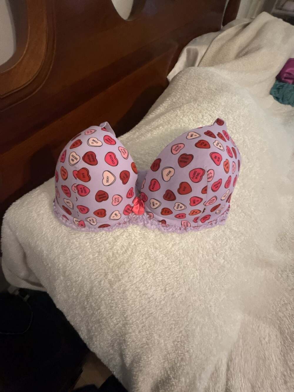 Adore Me Conversation Heart Print Bra 32DDD